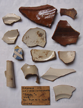 Reperti ceramici ritrovati nel castello di Favara
