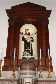 Altare di S. Antonio da Padova nella madrice di Favara