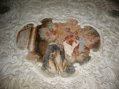 La  pittura rinvenuta nel presbiterio della chiesa dopo il restauro