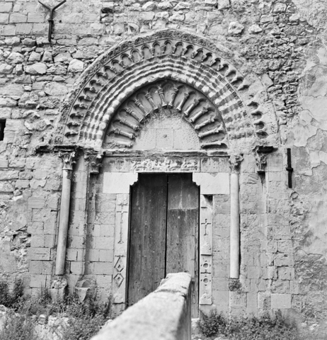 Portale della cappella del castello Chiaramonte di Favara