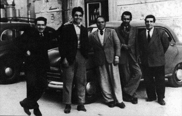 Autisti di piazza anno 1951