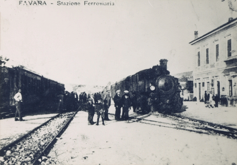 Stazione ferroviaria in c.da Nicolizie, anni "20 del XX sec.